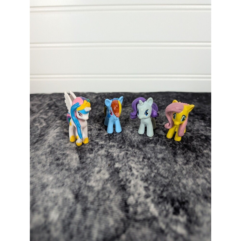 Lot Of 4 Hasbro Mini My Little Pony MLP Toy Figure